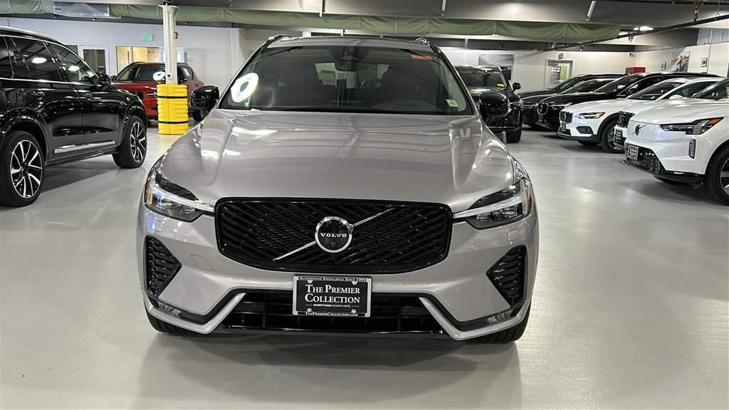 New 2026 Volvo XC60 B5 Plus SUV