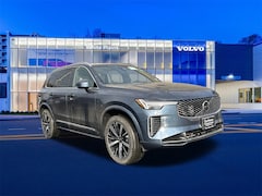 2026 Volvo XC90 B5 Core SUV