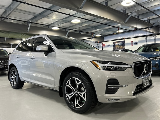 2022 Volvo XC60 B5 AWD Momentum SUV