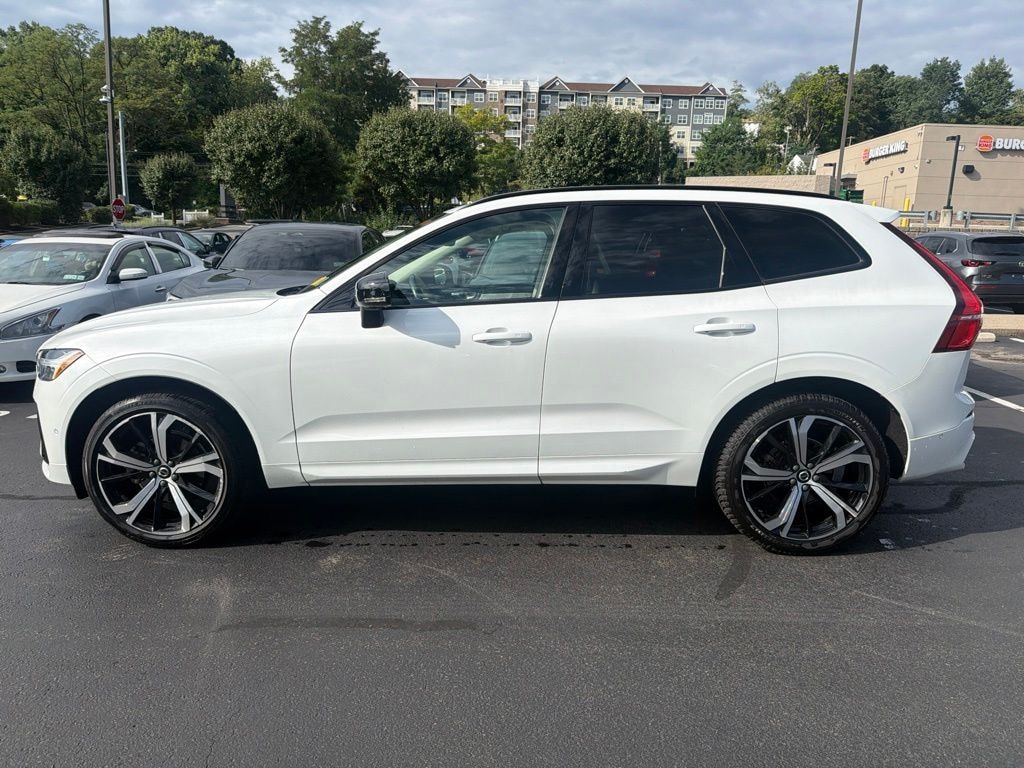 Certified 2024 Volvo XC60 B5 Ultimate Dark SUV