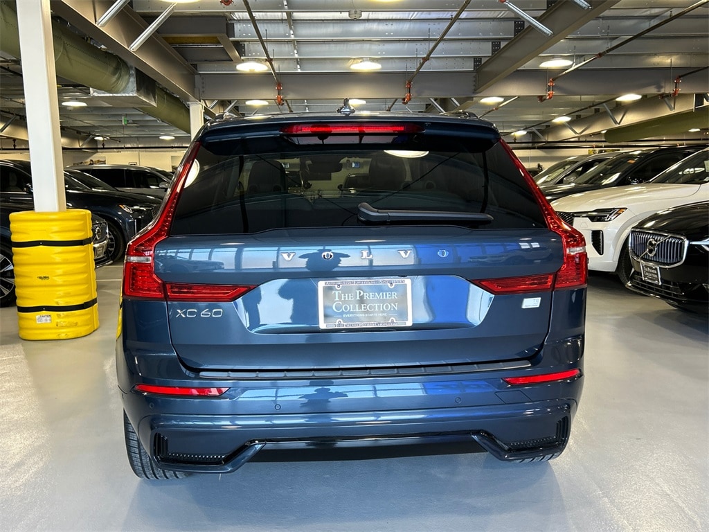Certified 2024 Volvo XC60 plug-in hybrid T8 Ultimate Dark SUV