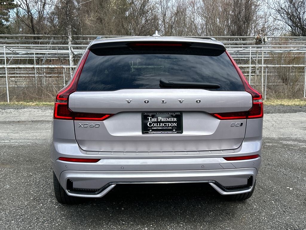 New 2026 Volvo XC60 B5 Plus SUV