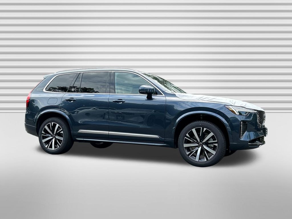 New 2026 Volvo XC90 B5 Core SUV