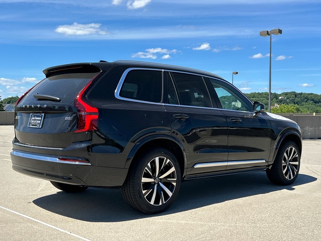 New 2026 Volvo XC90 B5 Core SUV