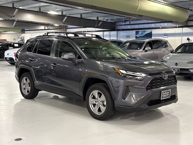 2025 Toyota RAV4 Hybrid XLE SUV