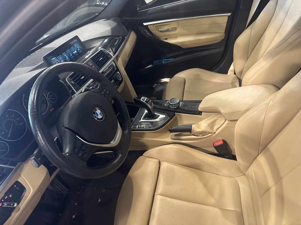 2017 Bmw 330i xDrive Sedan photo 2