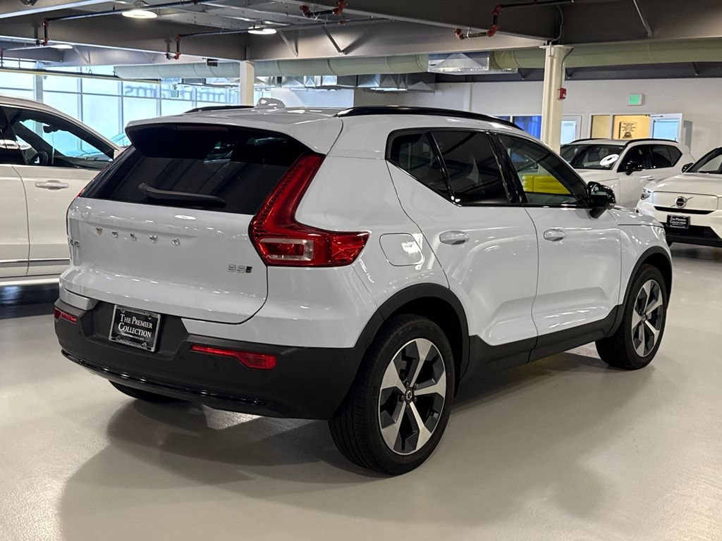 Certified 2024 Volvo XC40 B5 Plus Dark SUV
