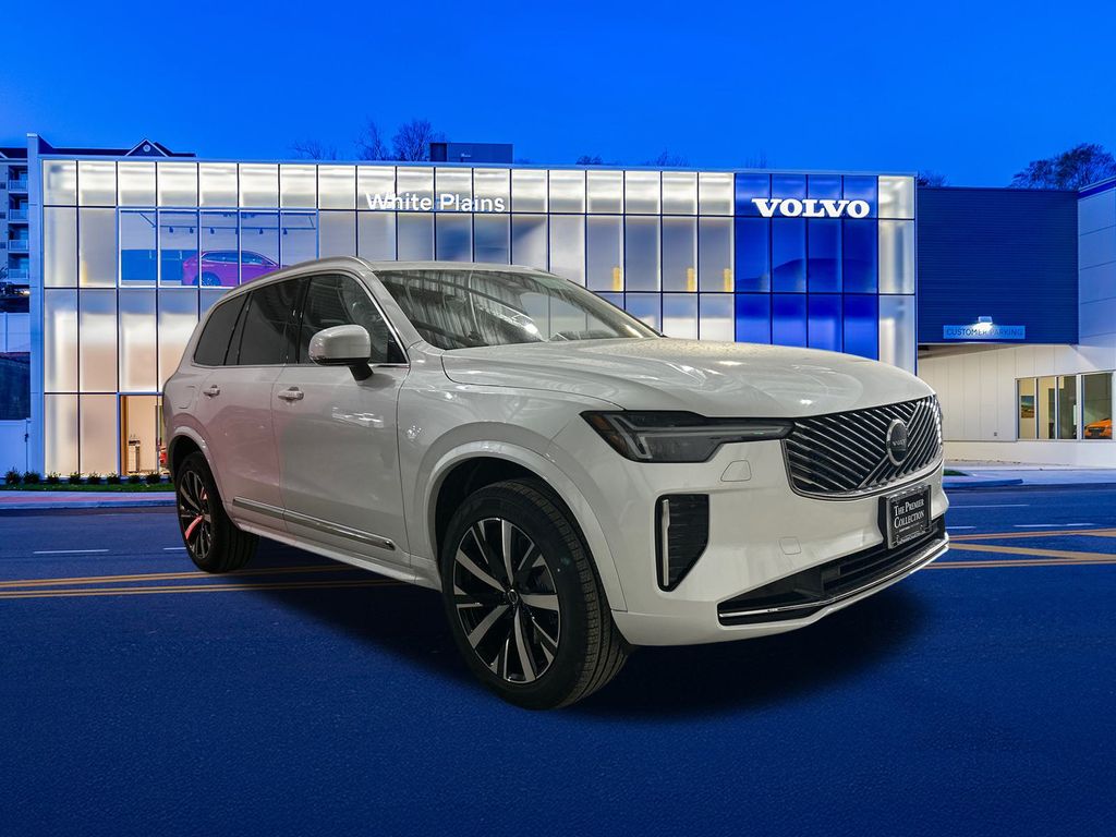 2026 Volvo XC90 B5 Core Bright 4WD's photo