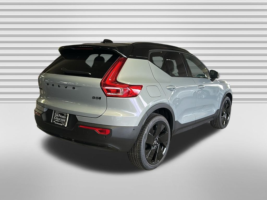 New 2026 Volvo XC40 B5 Ultra Black Edition SUV