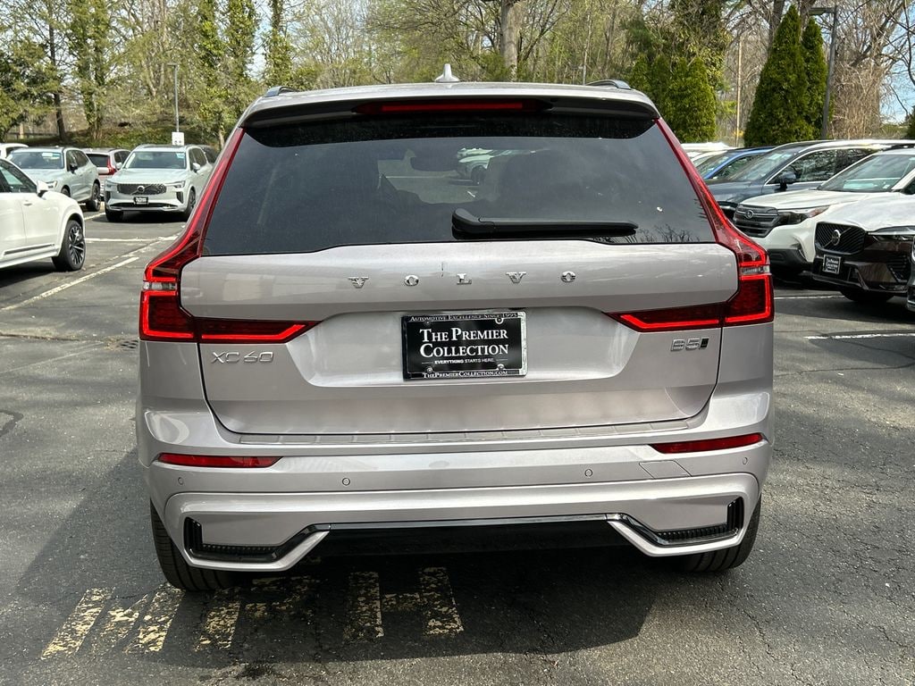 New 2026 Volvo XC60 B5 Plus SUV