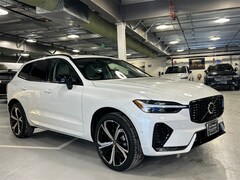 2023 Volvo XC60 B5 AWD Ultimate Dark SUV