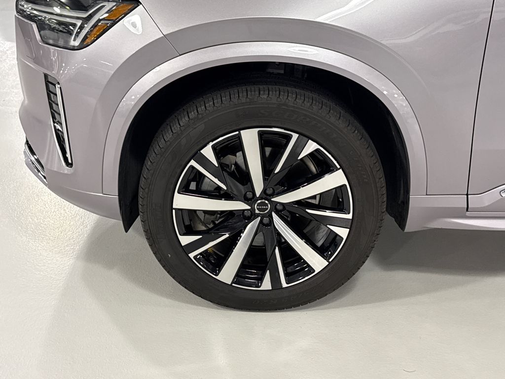 2026 Volvo XC90 Core - Photo 8