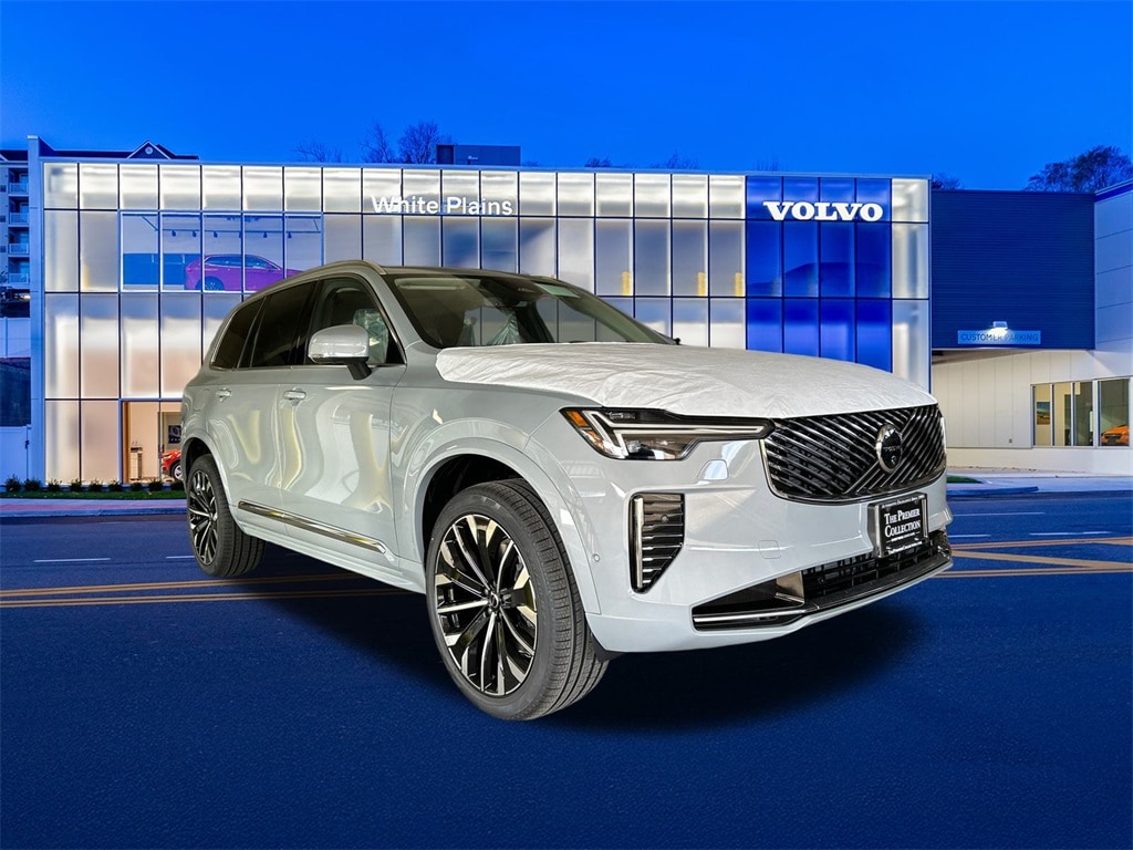 2026 Volvo XC90 Plus's photo