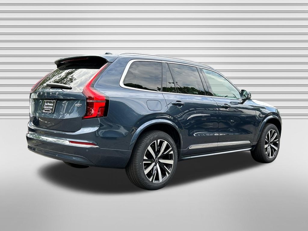 New 2026 Volvo XC90 B5 Core SUV