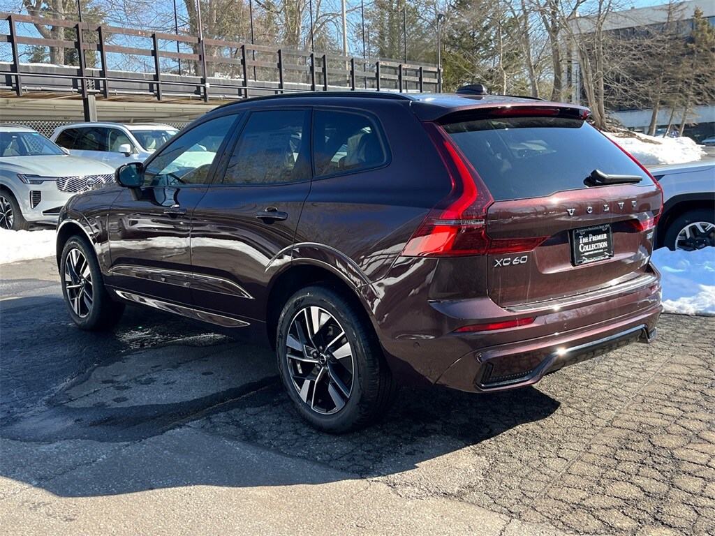 New 2026 Volvo XC60 B5 Plus SUV