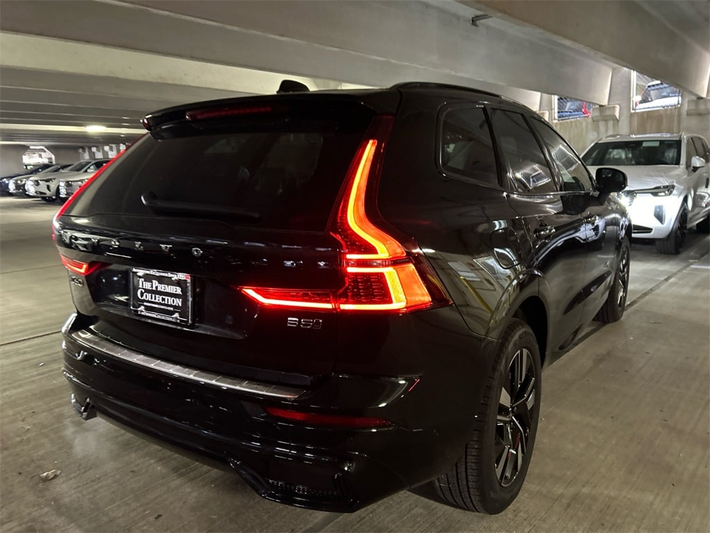 New 2026 Volvo XC60 B5 Plus SUV