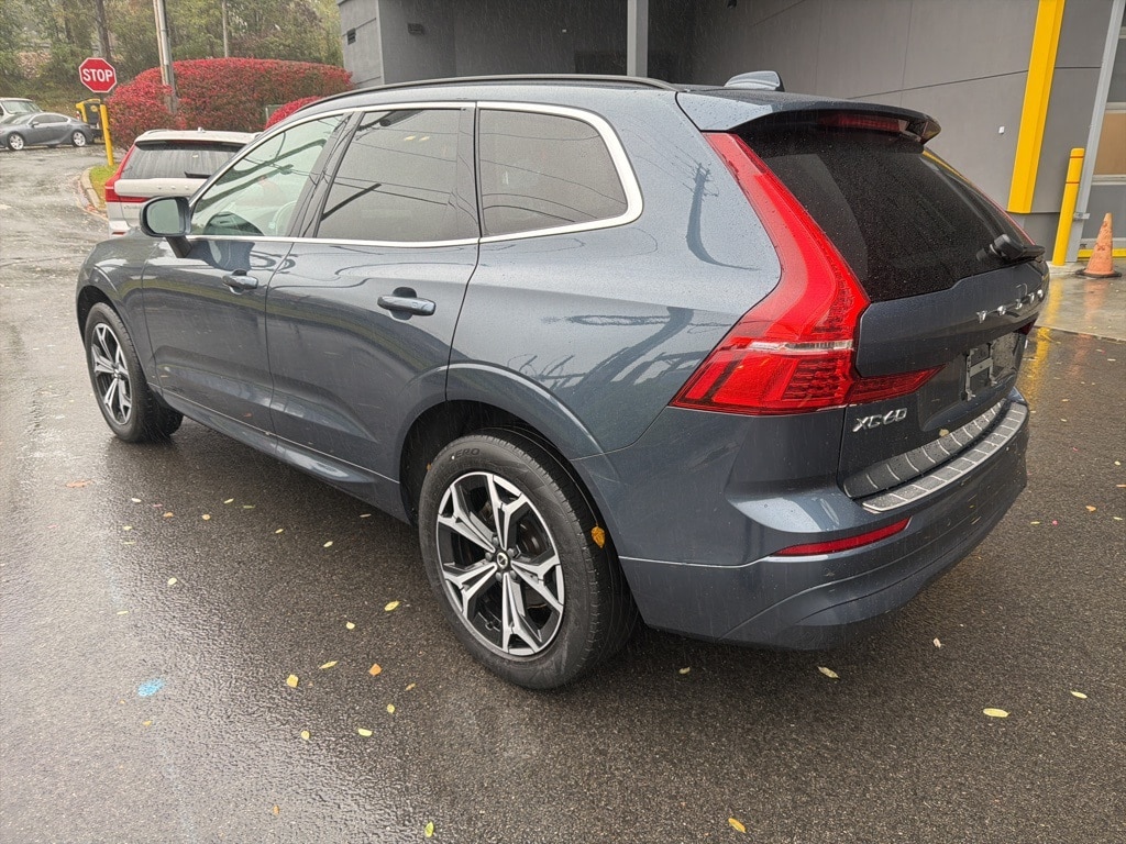 Certified 2022 Volvo XC60 B5 AWD Momentum SUV