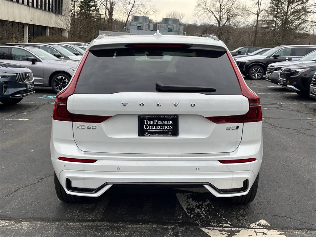 New 2026 Volvo XC60 B5 Plus SUV