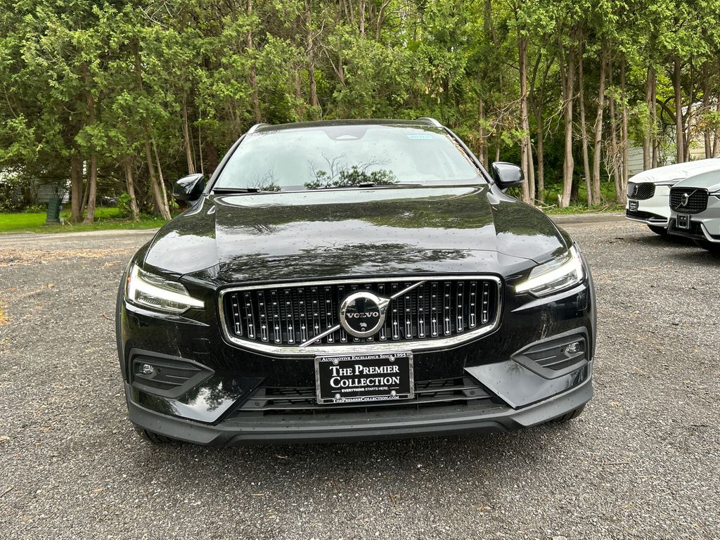 2026 Volvo V60 Cross Country Ultra - Photo 6