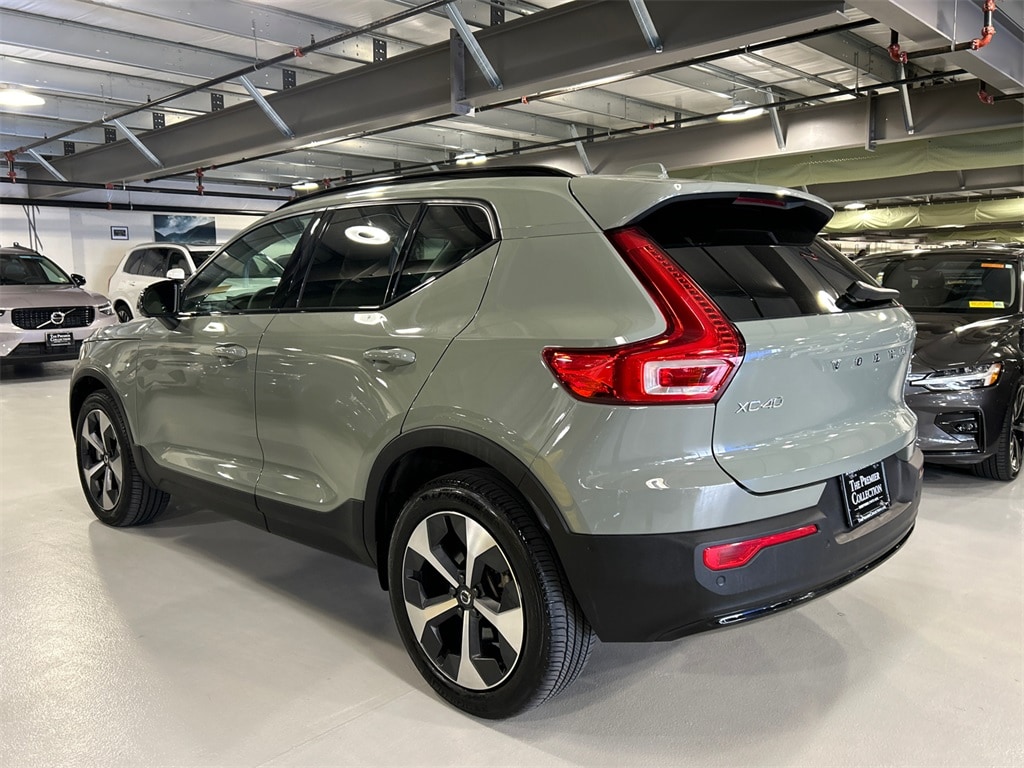 Certified 2024 Volvo XC40 B5 Plus Dark SUV