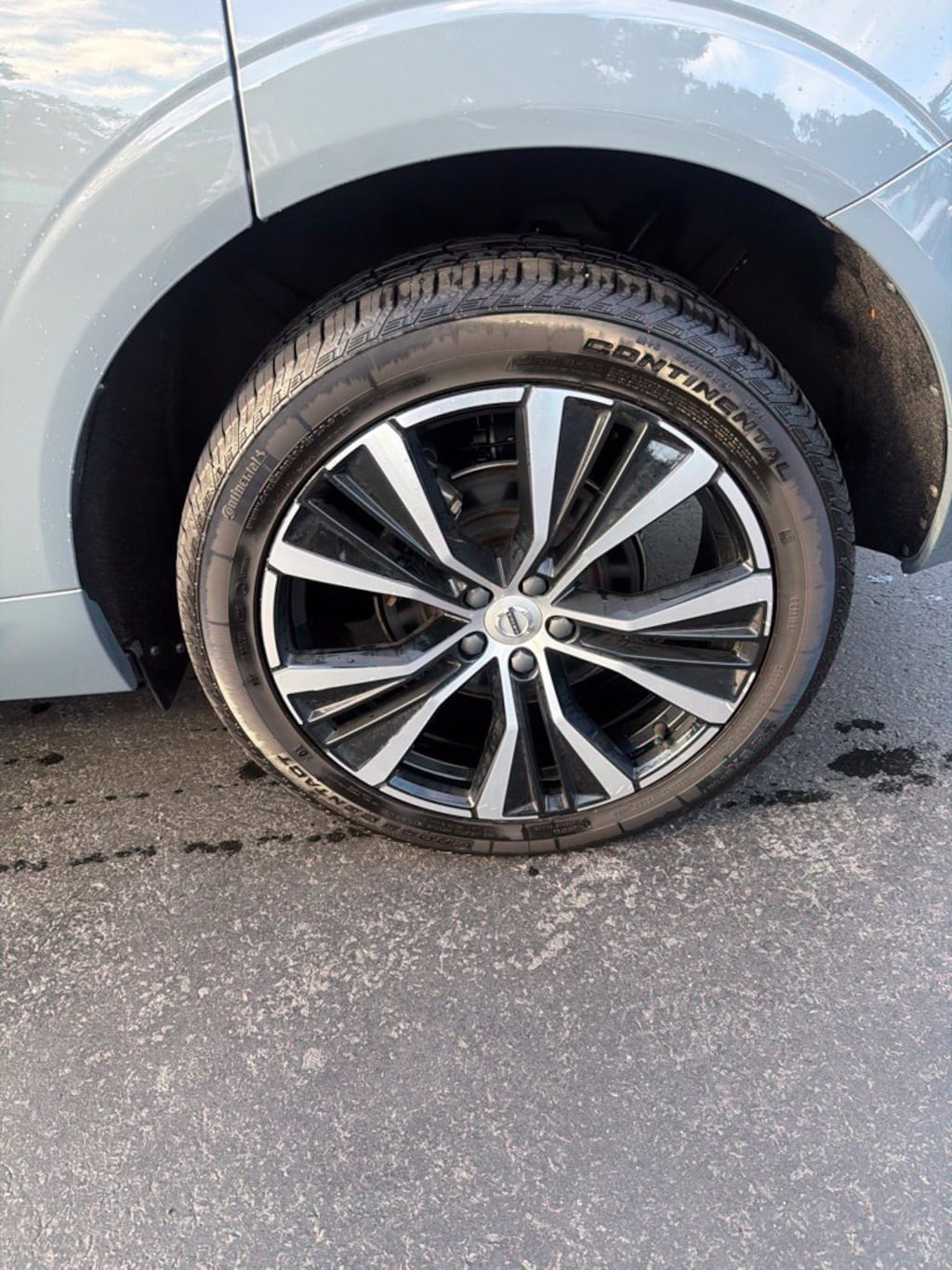 Used 2024 Volvo XC60 B5 Plus Dark SUV