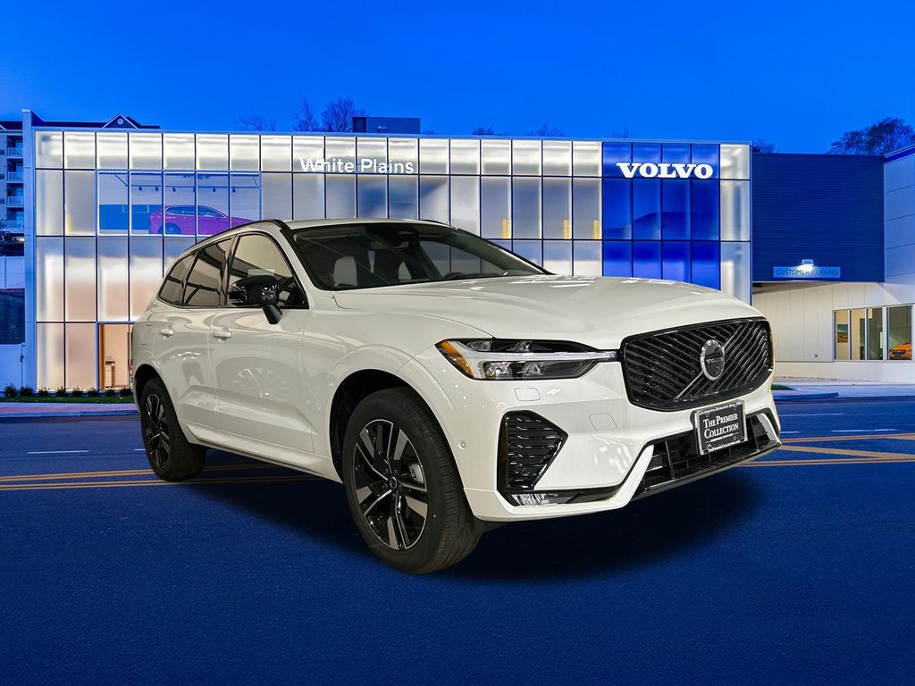 2026 Volvo XC60 B5 Plus Dark AWD's photo