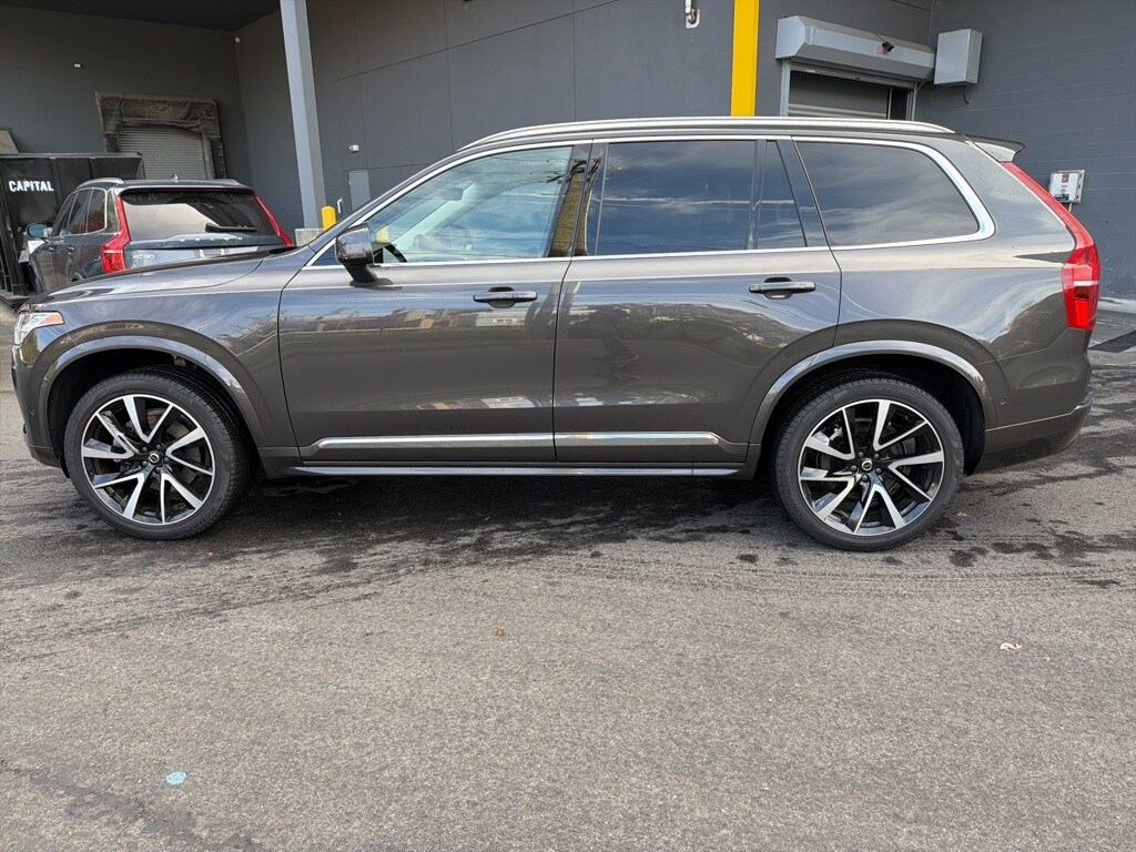 2024 Volvo XC90 B5 Plus photo 3