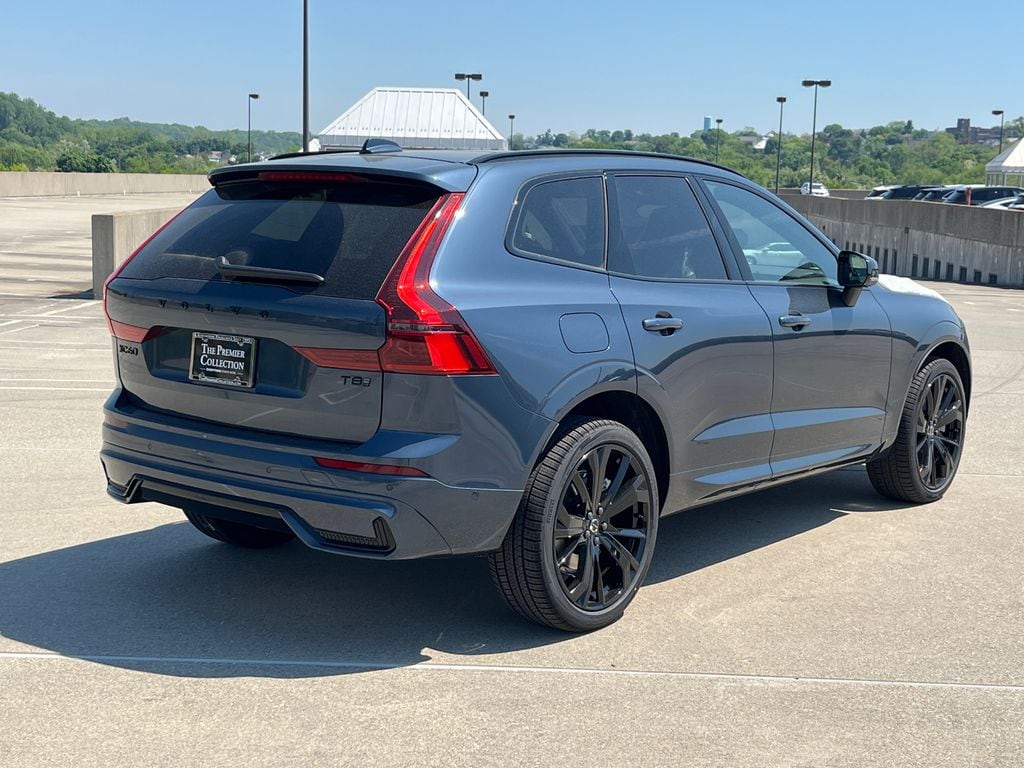 New 2026 Volvo XC60 plug-in hybrid T8 Ultra Black Edition SUV