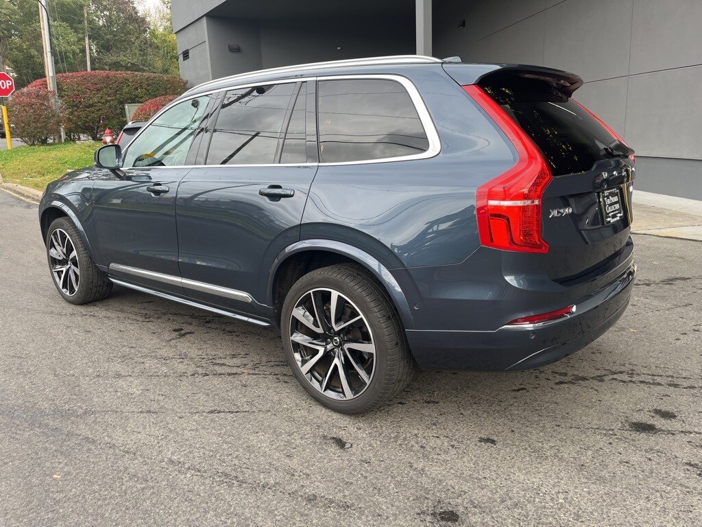 2024 Volvo XC90 B5 Plus photo 2