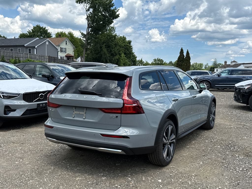 New 2026 Volvo V60 Cross Country B5 Plus Wagon