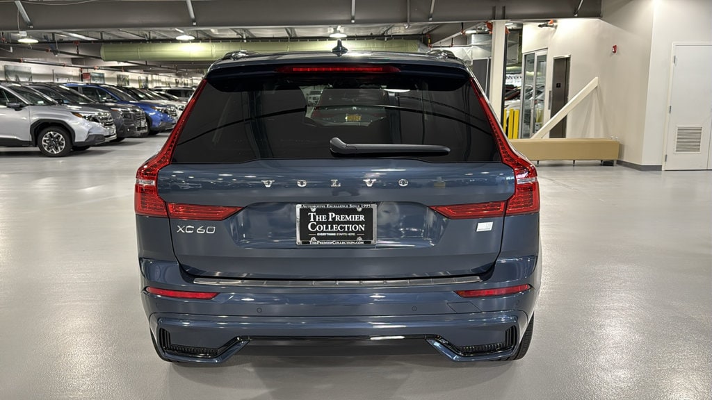 Used 2024 Volvo XC60 plug-in hybrid T8 Plus Dark SUV