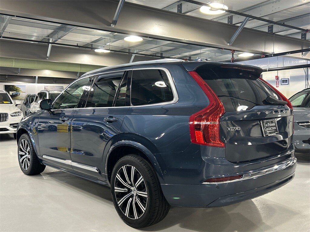 2023 Volvo XC90 AWD Plus photo 3