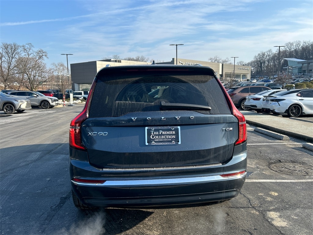 New 2026 Volvo XC90 plug-in hybrid T8 Plus 7-Seater SUV