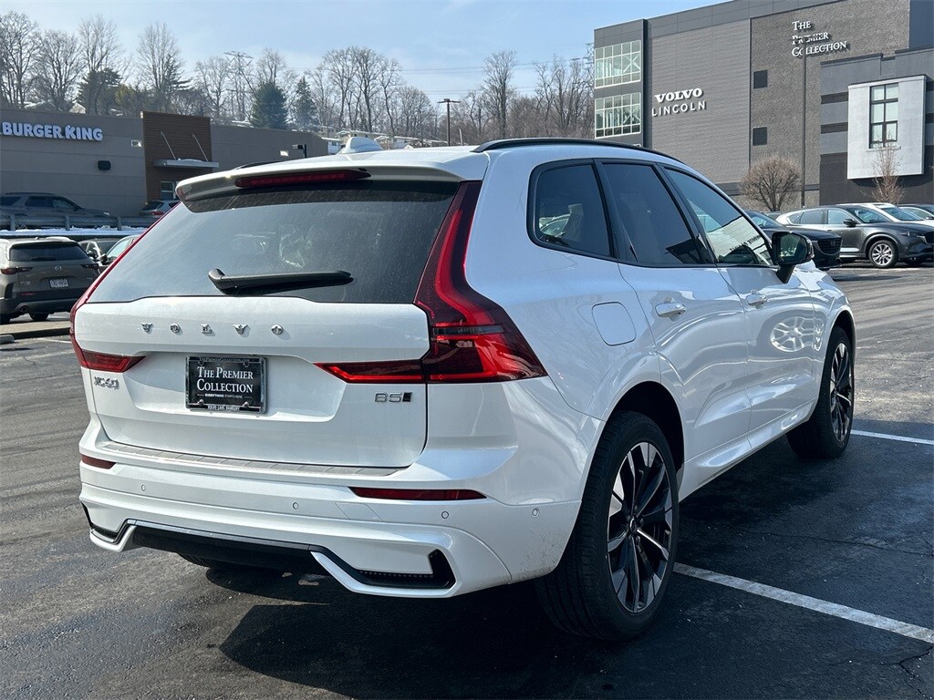 New 2026 Volvo XC60 B5 Plus SUV