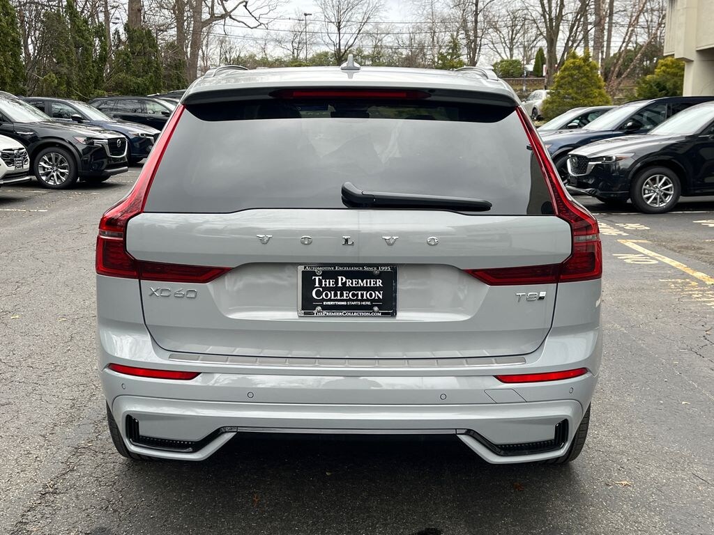 New 2026 Volvo XC60 plug-in hybrid T8 Plus SUV