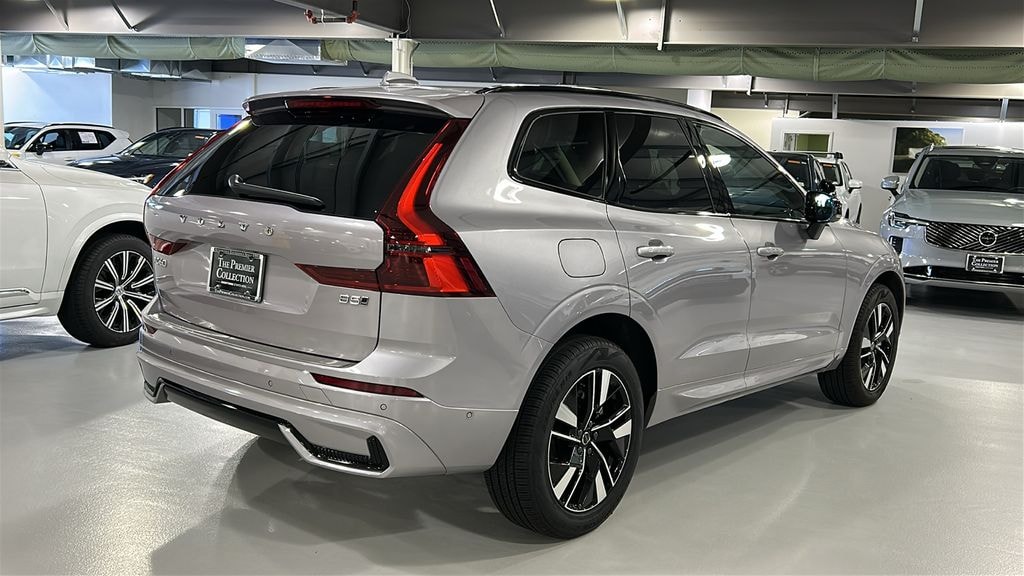 New 2026 Volvo XC60 B5 Plus SUV