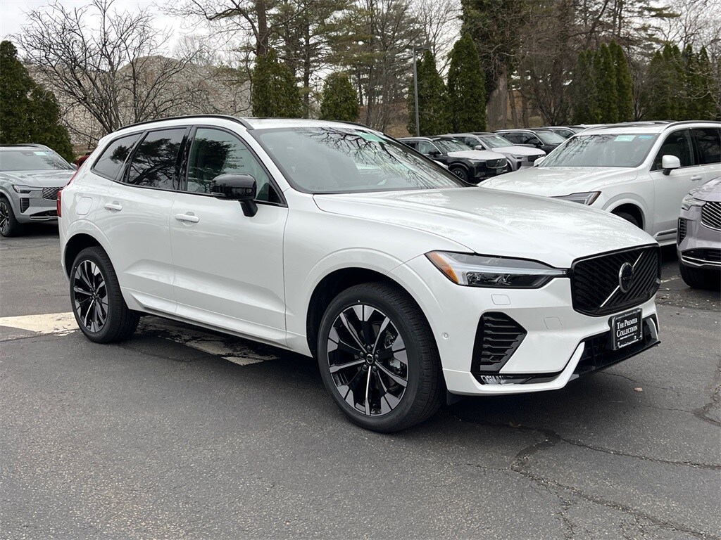 New 2026 Volvo XC60 B5 Plus SUV