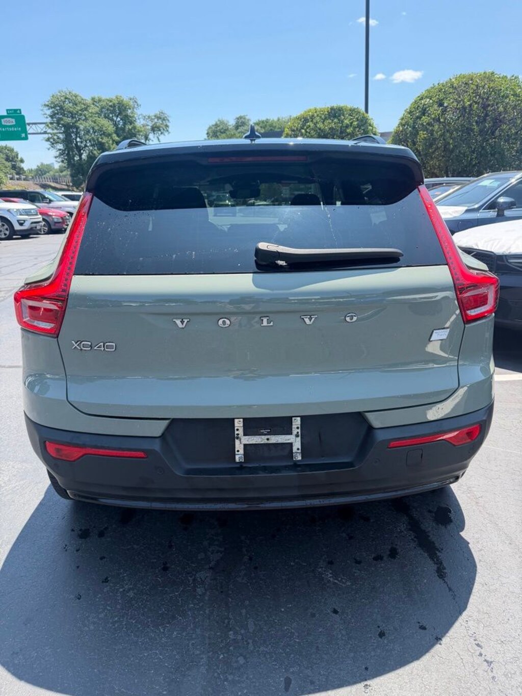 Used 2023 Volvo XC40 Recharge Pure Electric Plus SUV