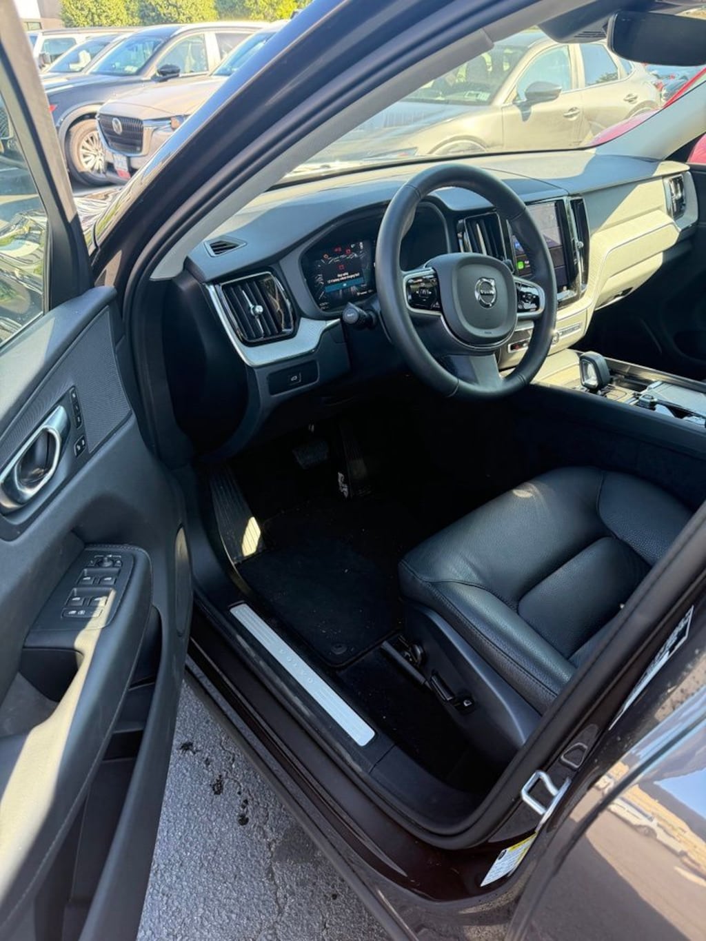 Certified 2025 Volvo XC60 B5 Plus SUV
