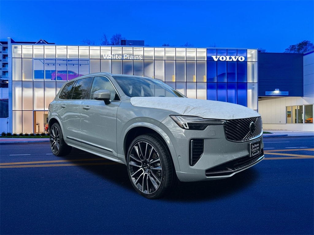 2026 Volvo XC90 Plus's photo