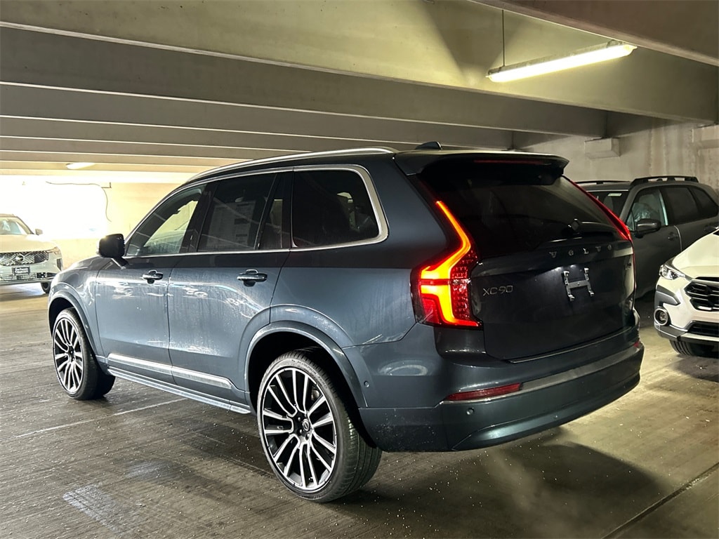 New 2026 Volvo XC90 B6 Plus 7-Seater SUV