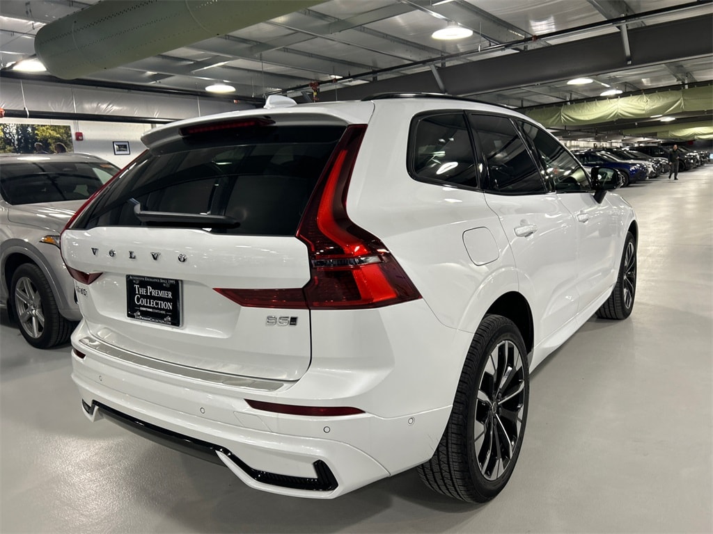 New 2026 Volvo XC60 B5 Plus SUV