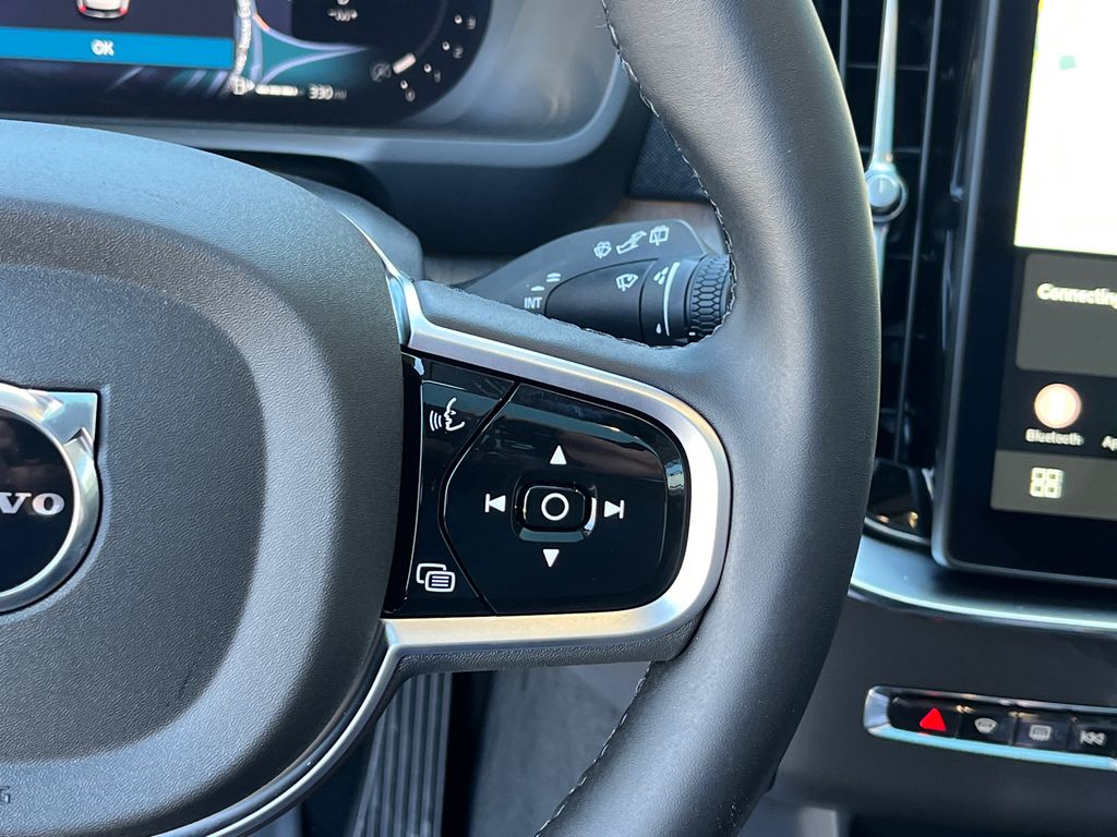 2026 Volvo XC90 Ultra - Photo 13