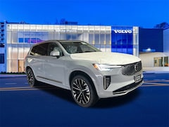 2026 Volvo XC90 plug-in hybrid T8 Plus 7-Seater SUV