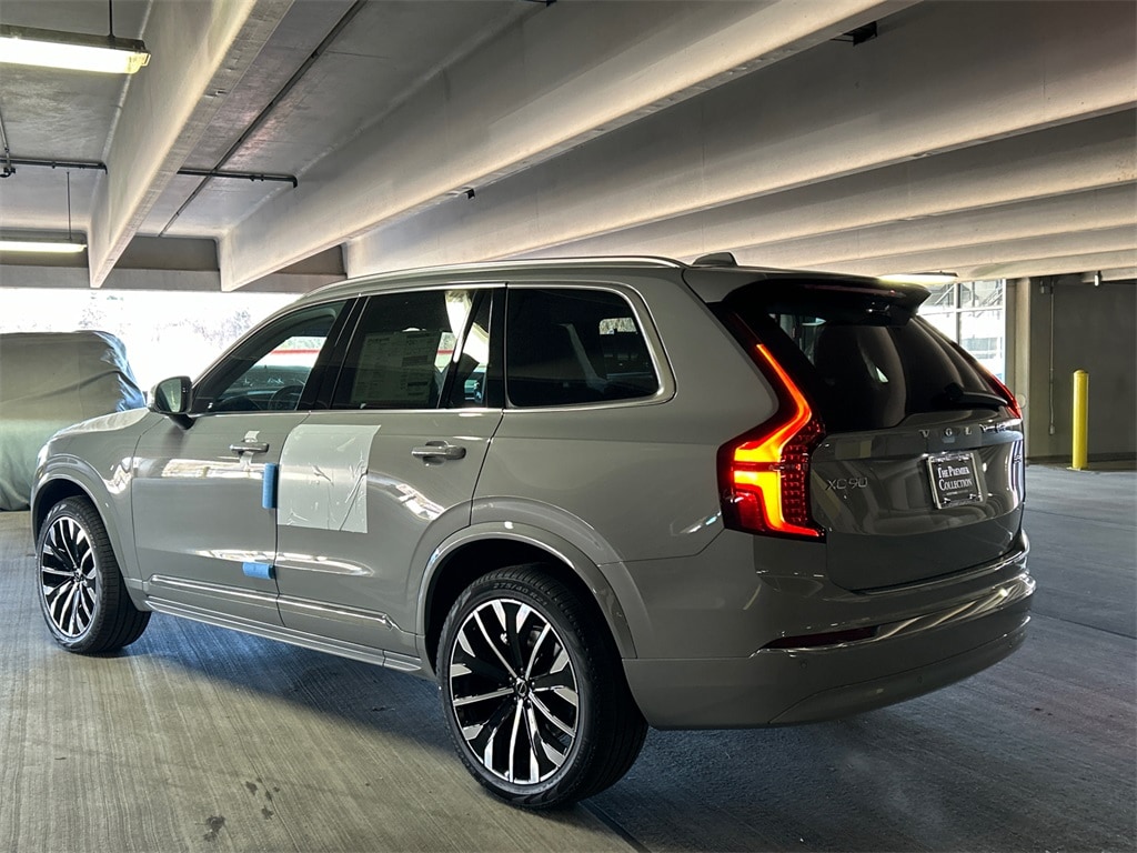 New 2026 Volvo XC90 B5 Core SUV