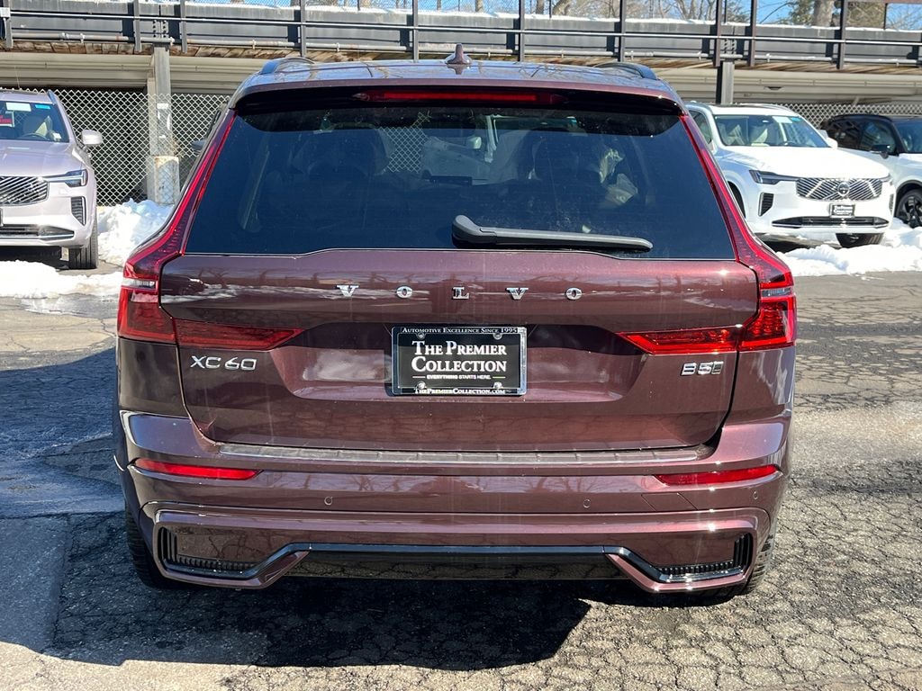 New 2026 Volvo XC60 B5 Plus SUV