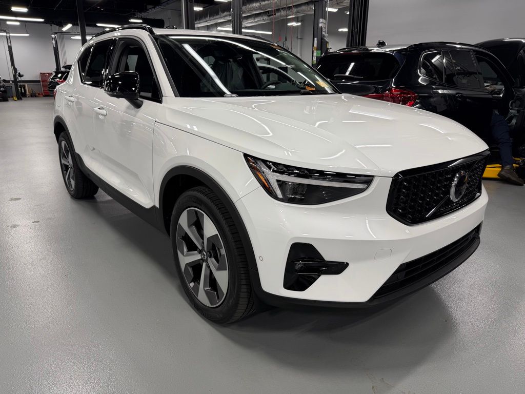 2026 Volvo XC40