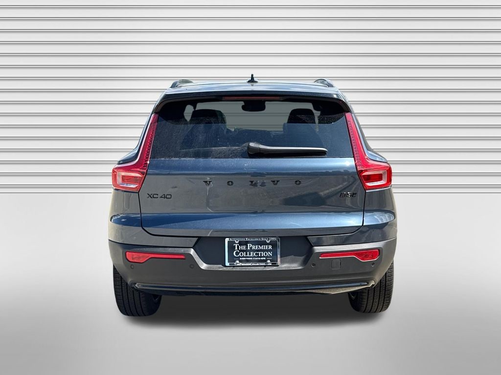 New 2026 Volvo XC40 B5 Ultra Black Edition SUV