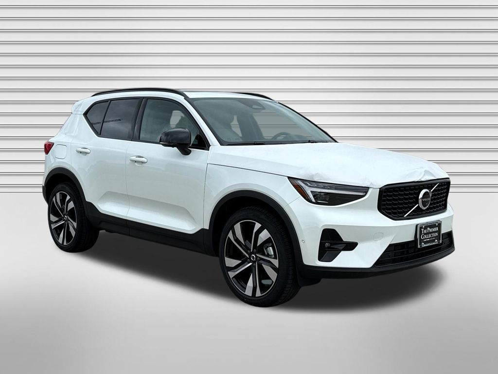  Volvo XC40