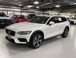 2024 Volvo V60 Cross Country B5 Plus Wagon